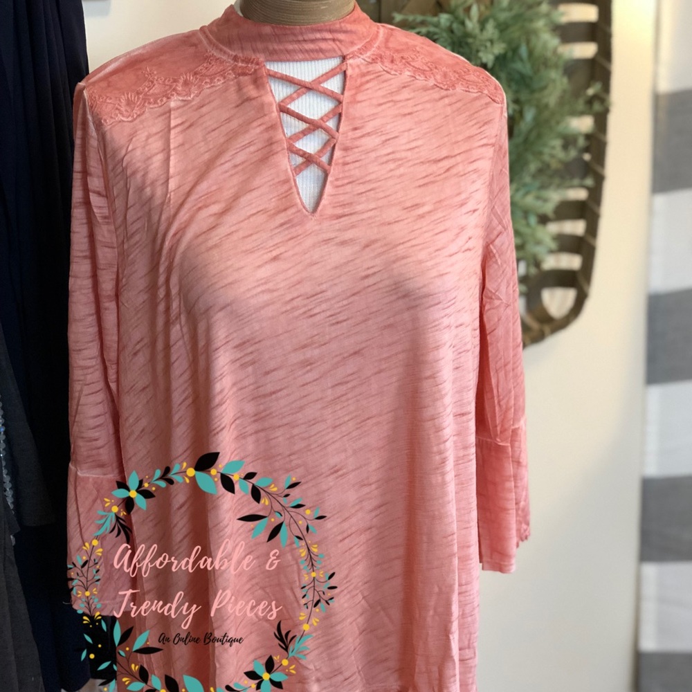 Umgee | Quarter Sleeve Top | Peach 🍑 Color